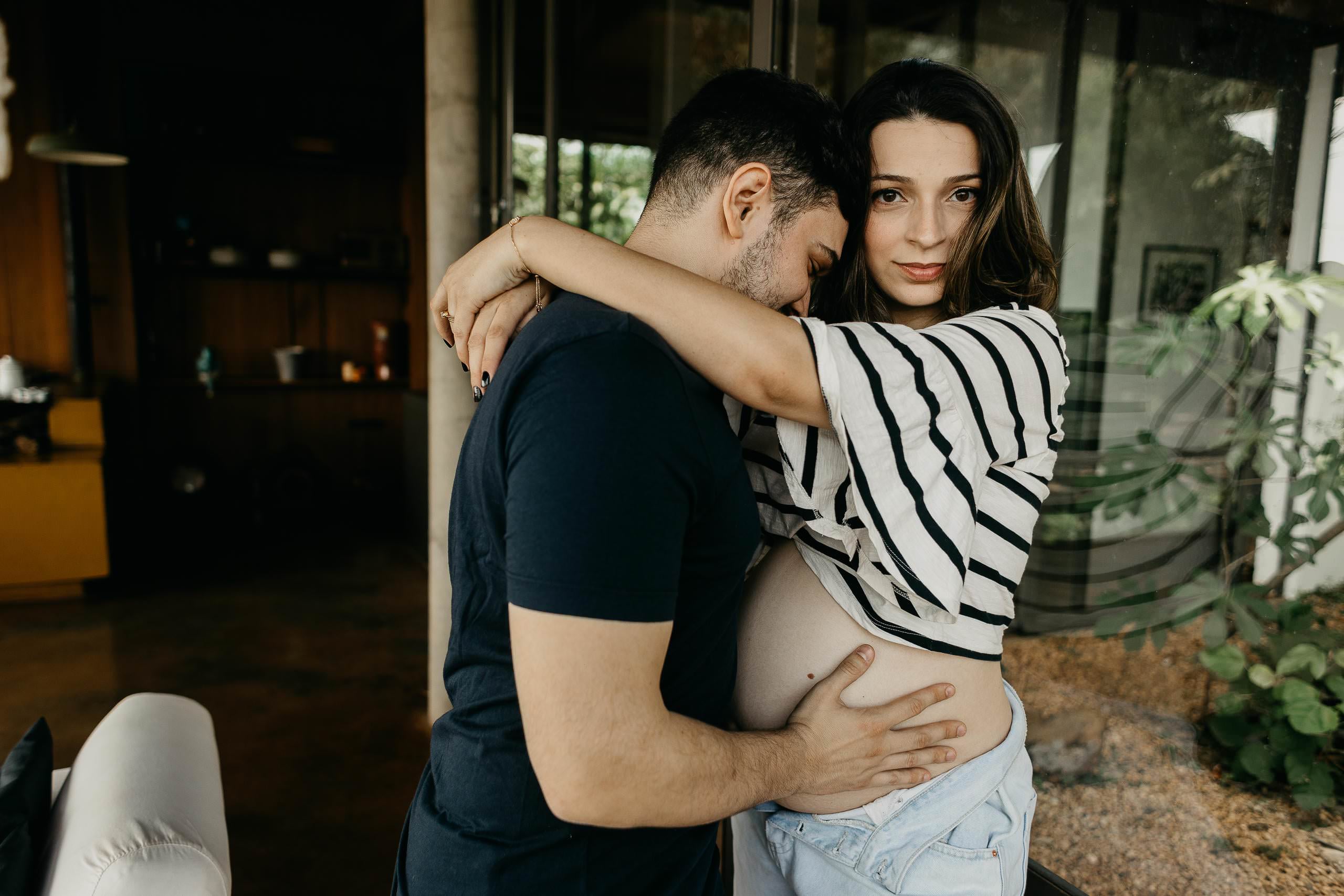 Ensaio Gestante de Laura & Bruno em Ensaio em ambiente intimista — fotografia 8