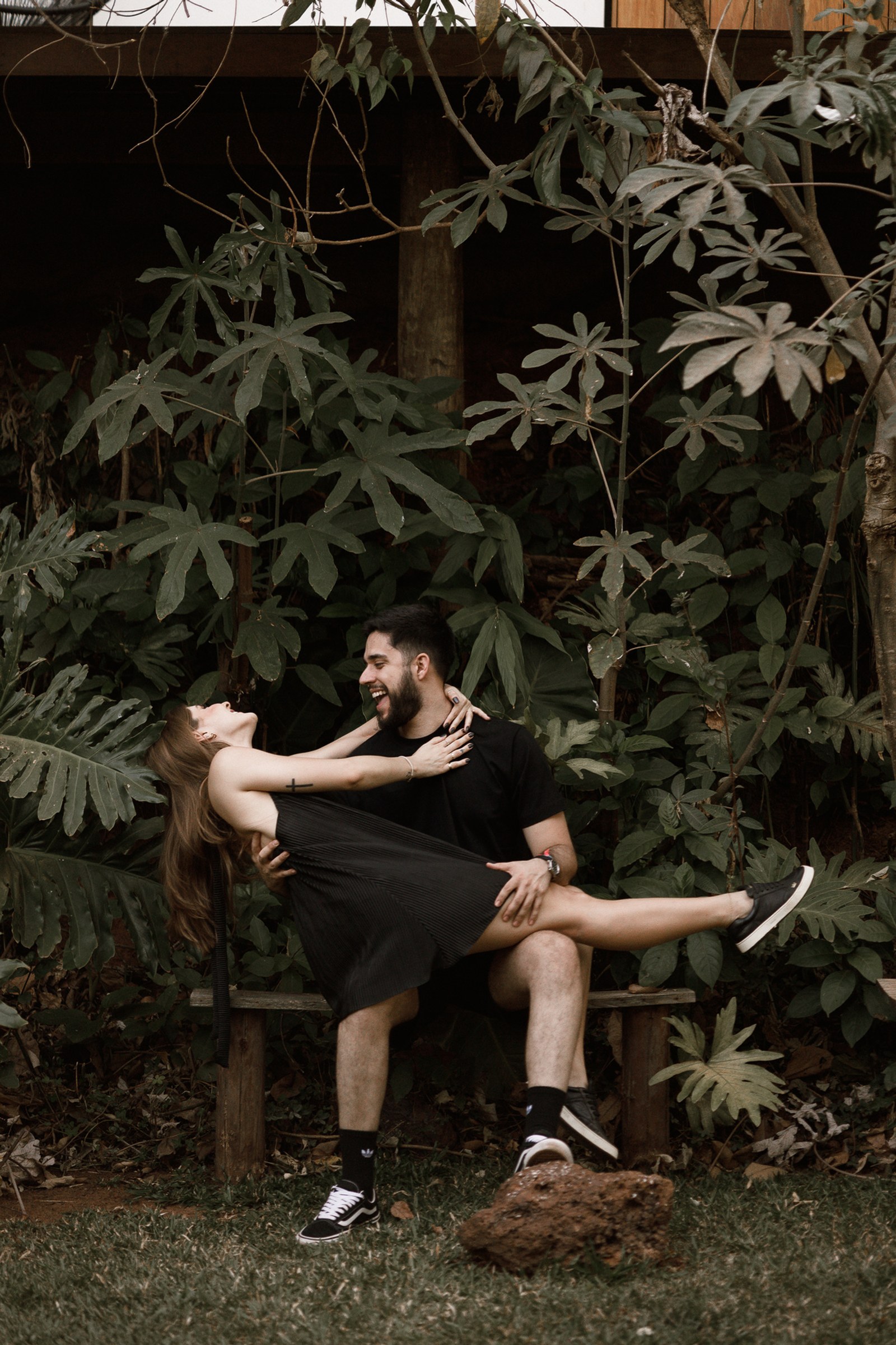 Ensaio Pré Wedding de Giulia & Mateus em Vila das Embaúbas (Casa de Vidro) - Franca (SP) — fotografia 4