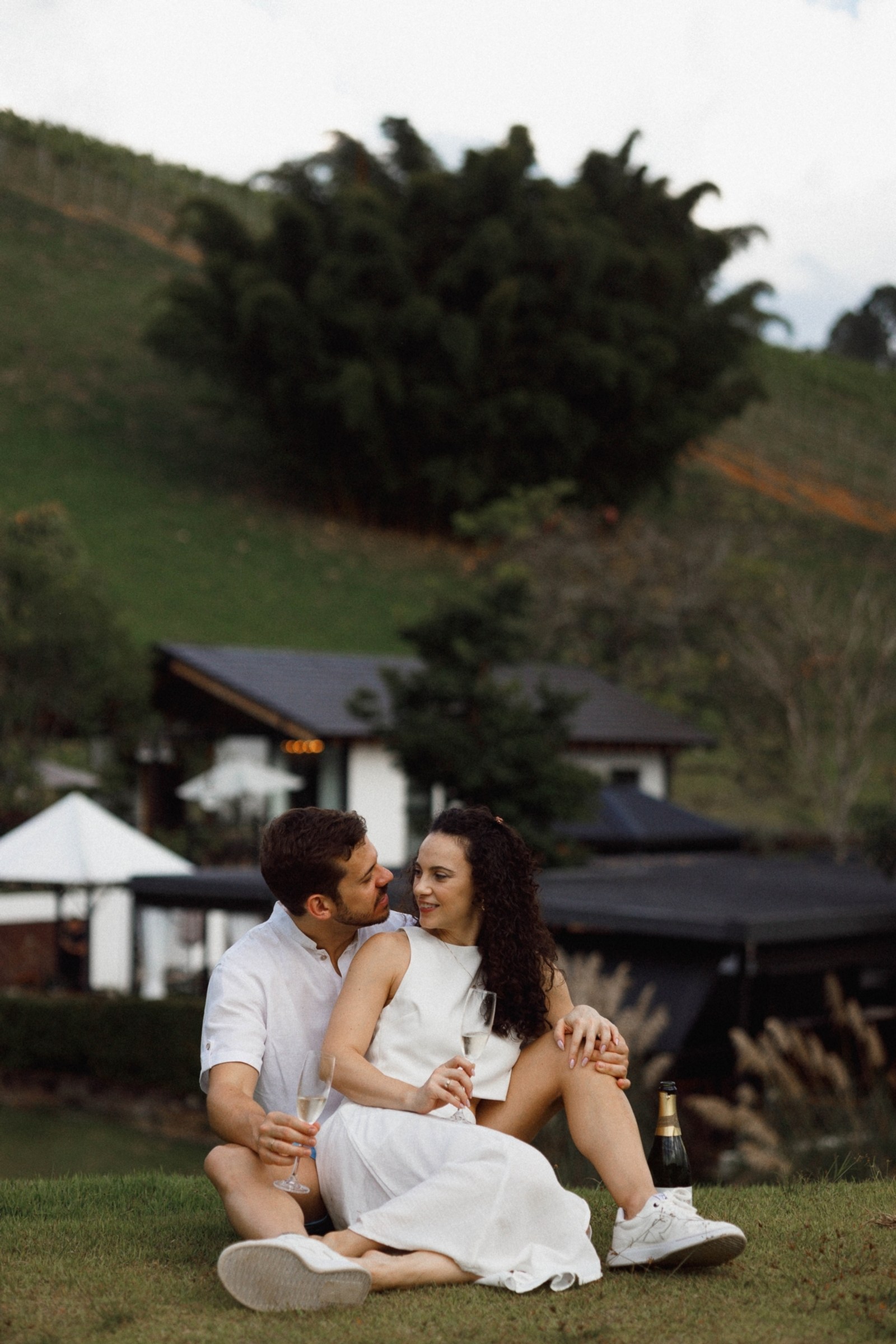 Ensaio Pré Wedding de Giovanna & Henrique em Vinícola Santa Maria - São Bento do Sapucaí (SP) — fotografia 44