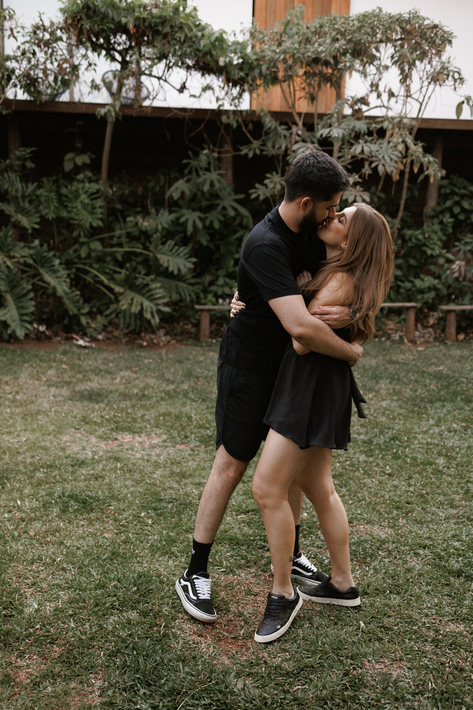 Ensaio Pré Wedding de Giulia & Mateus em Vila das Embaúbas (Casa de Vidro) - Franca (SP) — fotografia 11