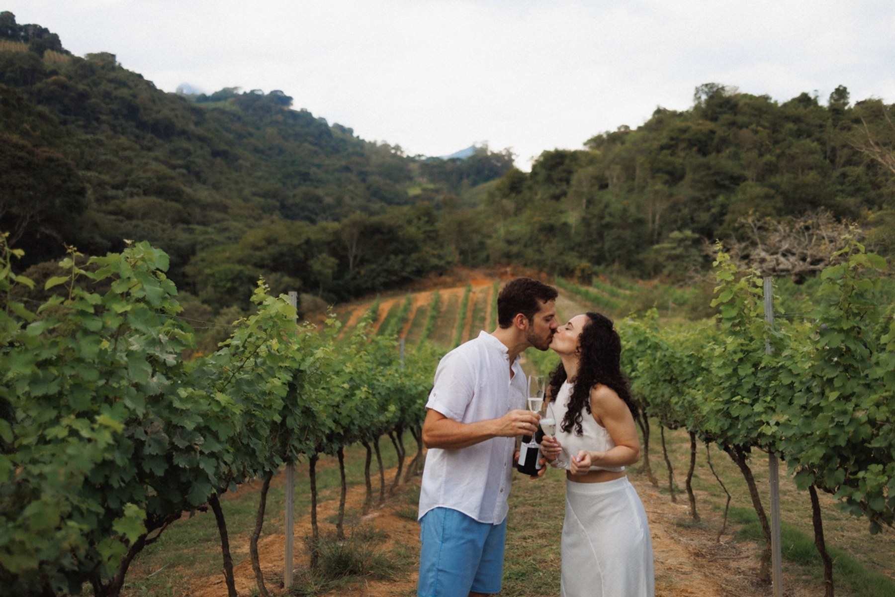 Giovanna & Henrique — Ensaio Pré Wedding em Vinícola Santa Maria - São Bento do Sapucaí (SP)
